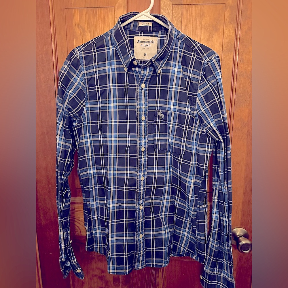 Abercrombie & Fitch Men's Blue Plaid Muscle Fit Button Down Shirt Medium
